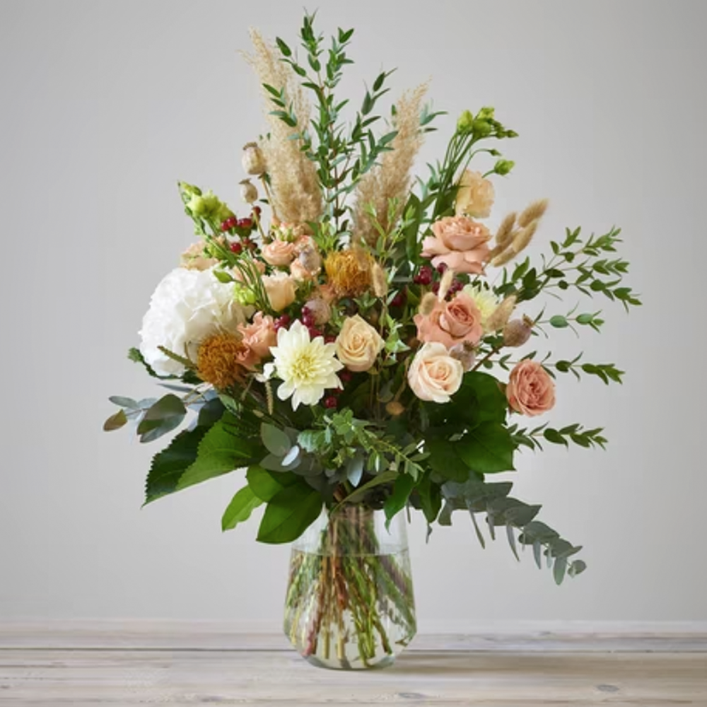 Trending Autumn Showstopper Bouquet - Image 3